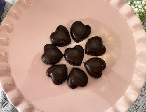 Seven Lakes Dental Chooses Dark Chocolate This Valentine’s Day